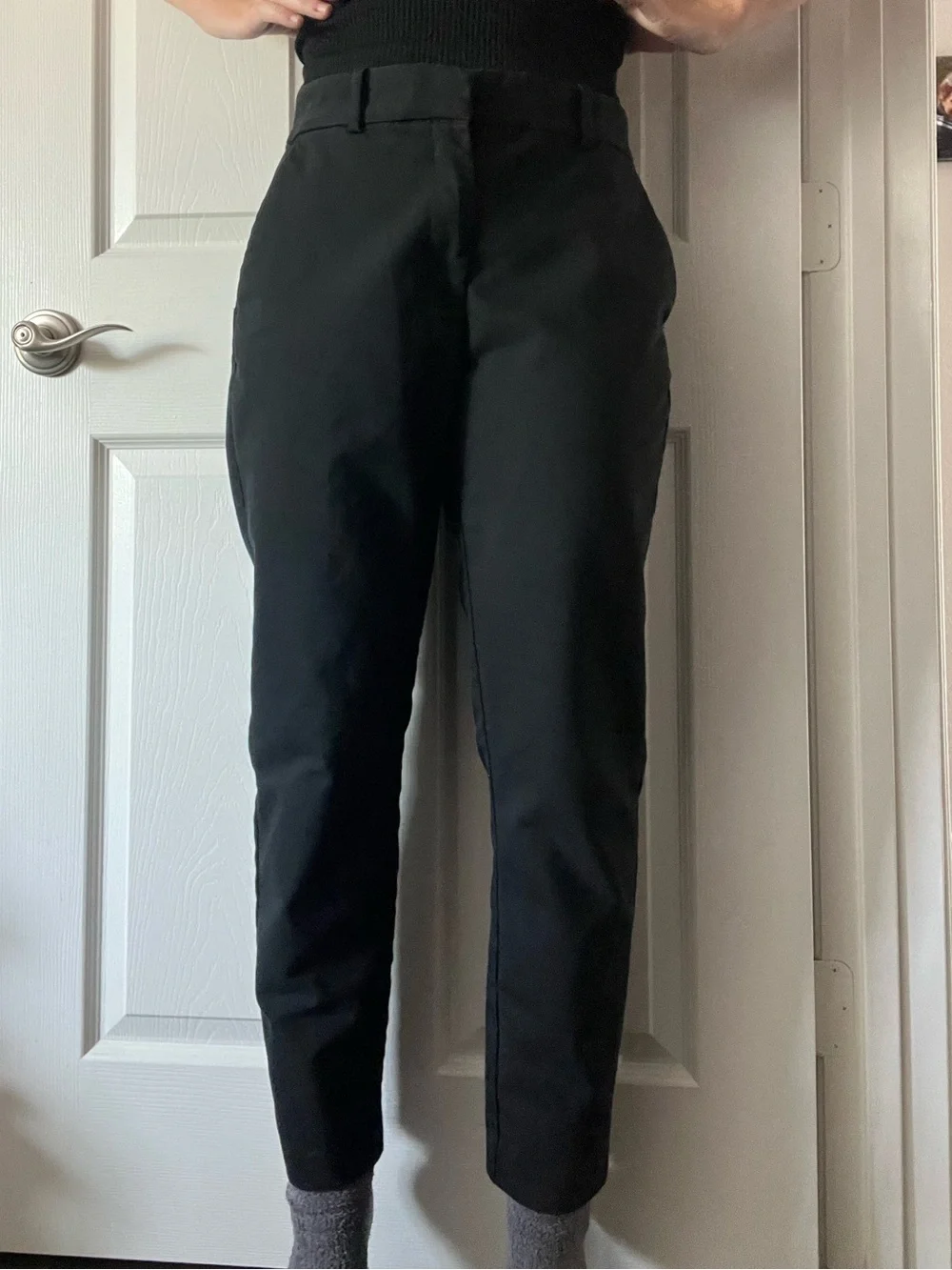 NWOT H&M Slim Tapered Fit Trousers